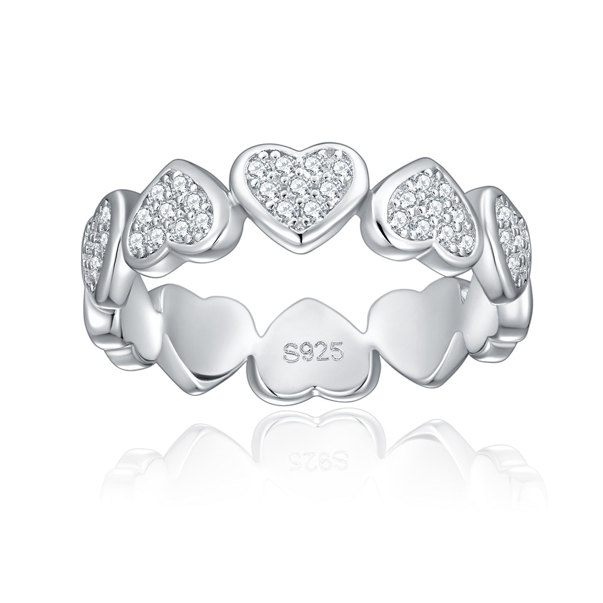 CARISSIE eternity band, front profile showcasing the continuous row of diamond-encrusted hearts against a smooth silver-tone metal interior
