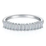 CARISSIE eternity band, side profile displaying the ribbed texture created by the prominent vertical prongs along the shank