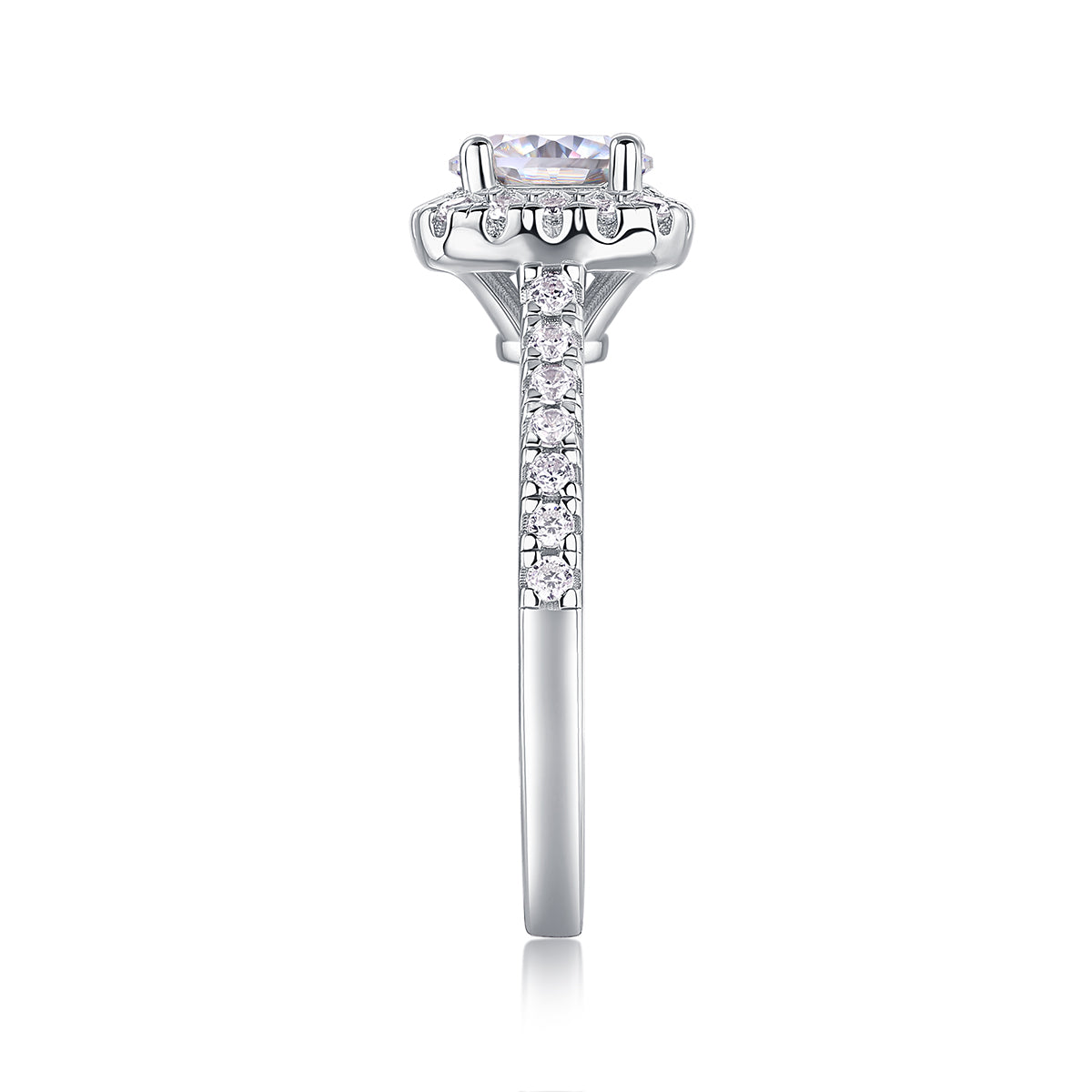 CARISSIE round moissanite ring side profile, illustrating vertical alignment of stones and smooth shank finish
