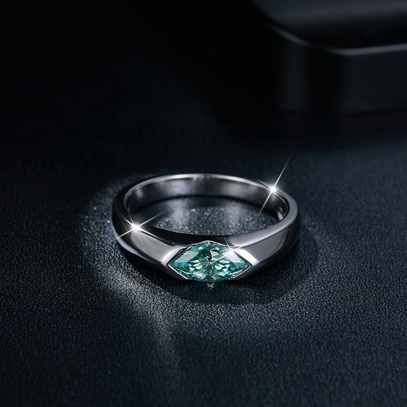 Carissie Ring CM215582 - Silver Angle View