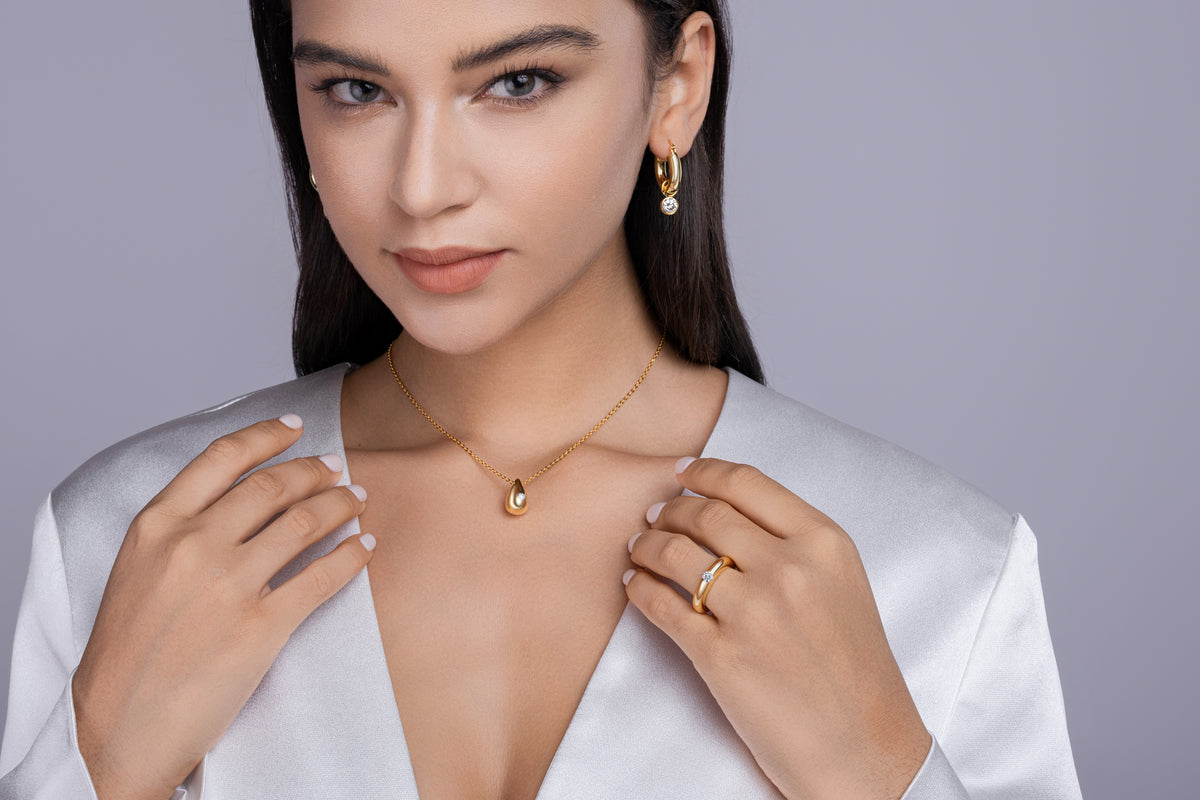 Carissie Ring MF216238 - Yellow Gold On Model