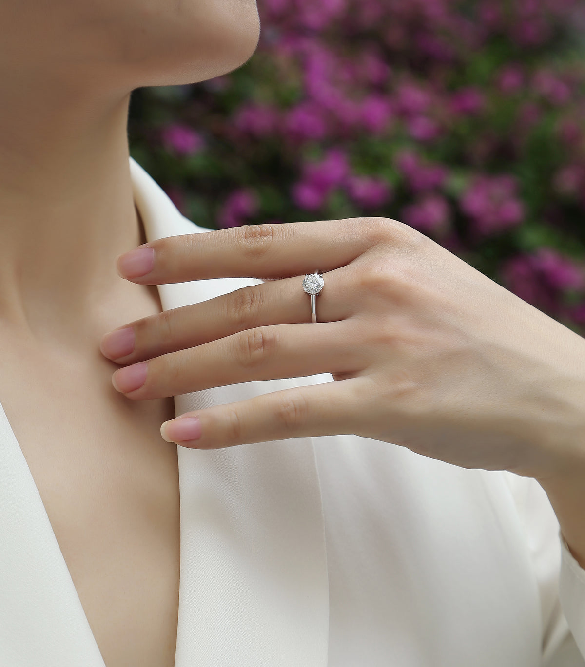 Carissie Timeless Elegant Round Solitaire Engagement Ring 1 Ct