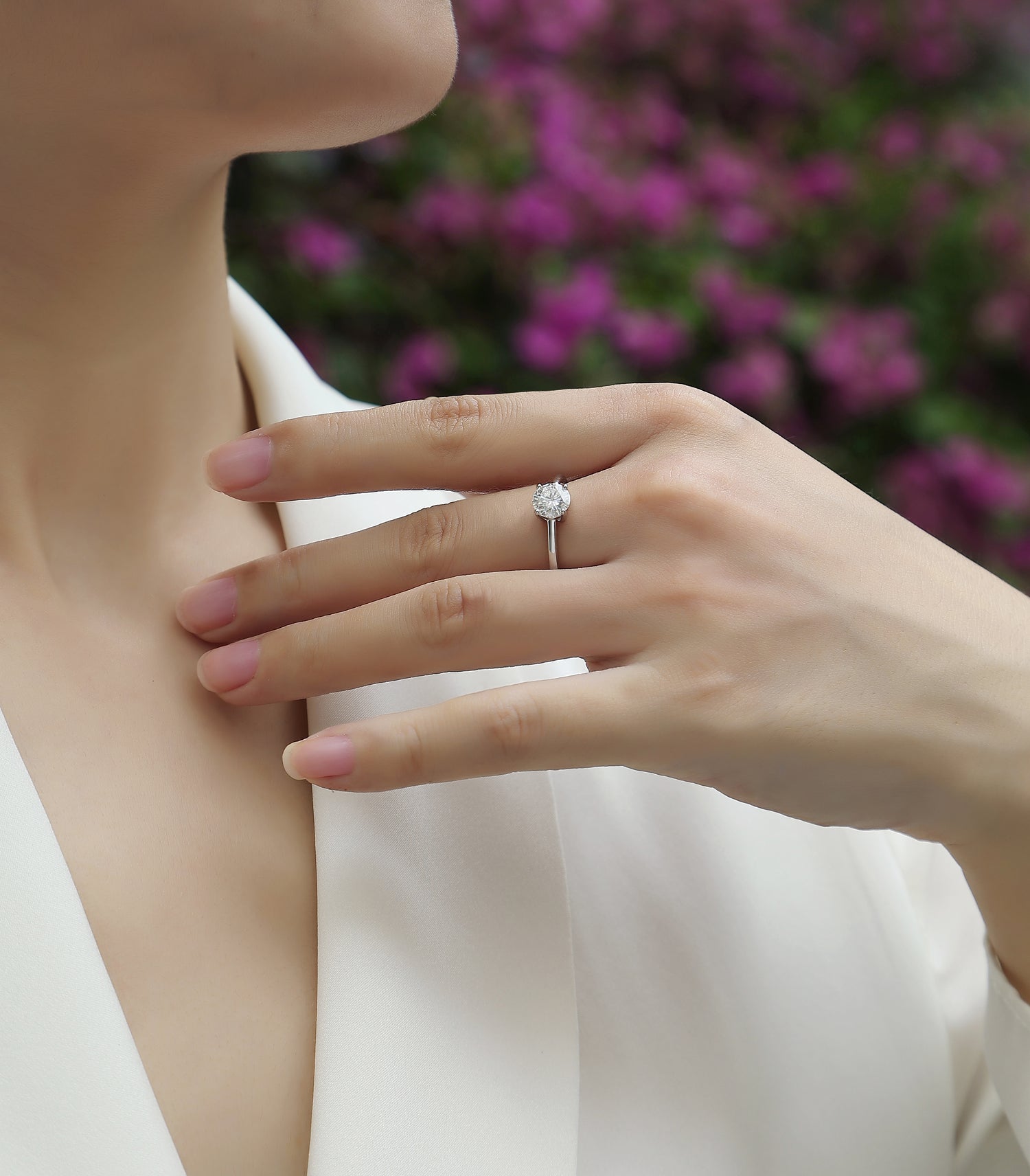 Carissie Timeless Elegant Round Solitaire Engagement Ring 1 Ct