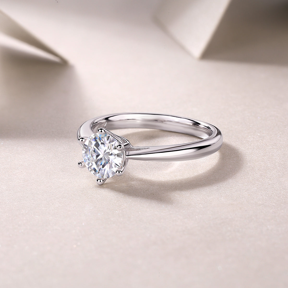 Carissie Classic Round Solitaire Prong Engagement Ring 1 Ct