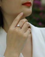 Carissie Classic Round Solitaire Prong Engagement Ring 1 Ct