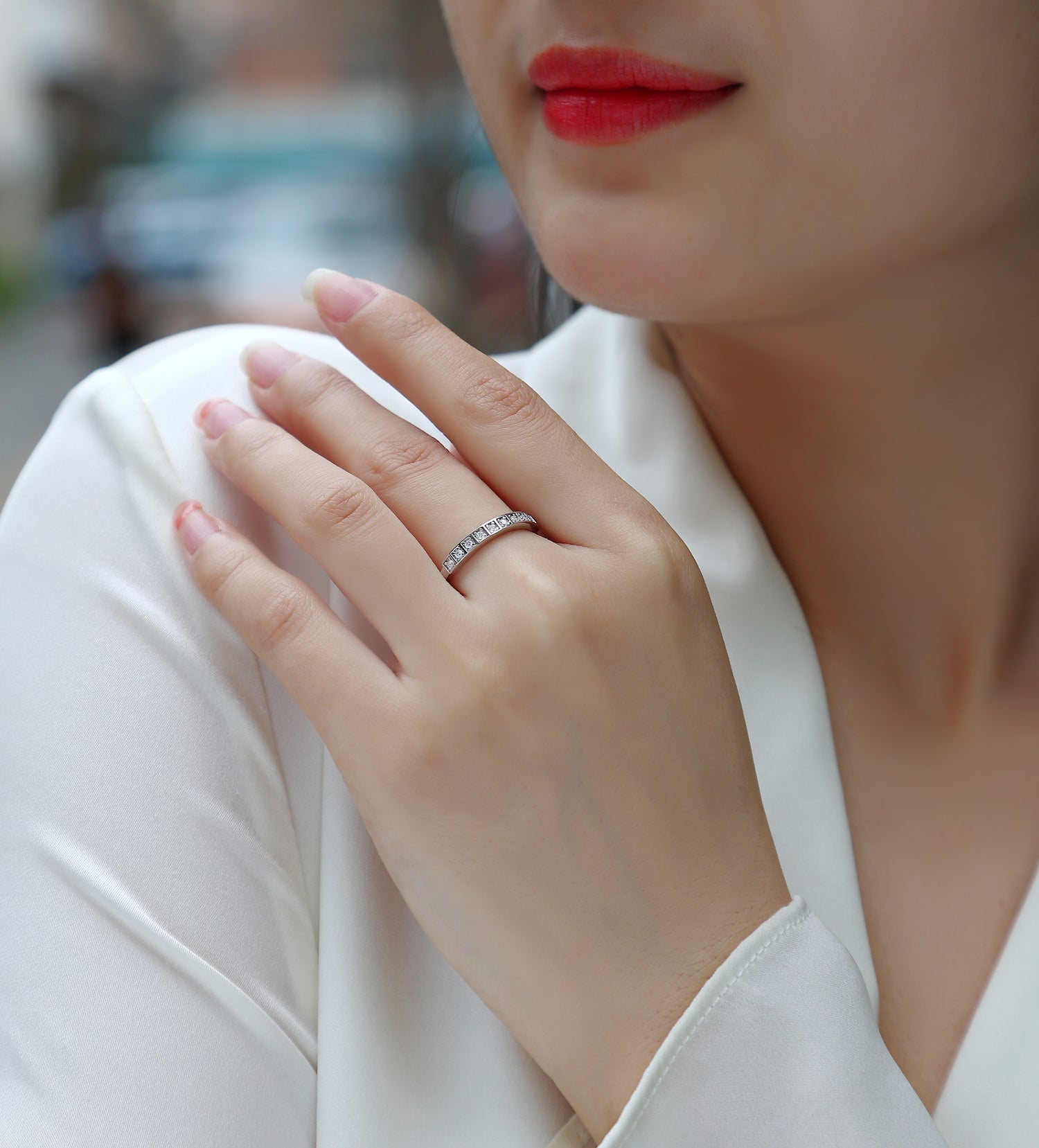 Carissie Elegant Round Channel Half Eternity Band