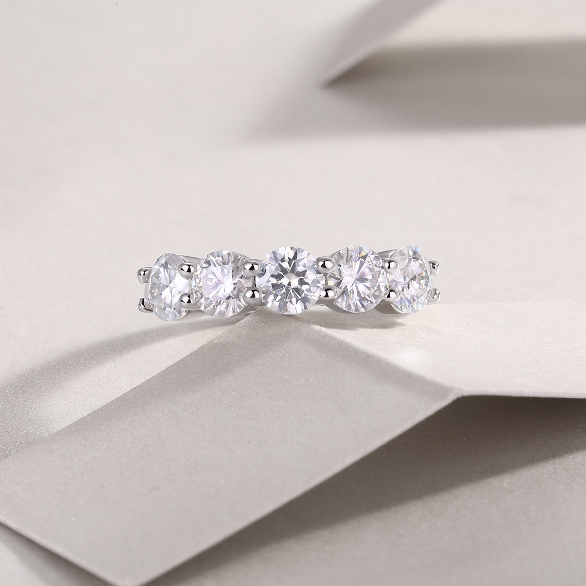 Carissie Classic Round Prong Cluster Wedding Band